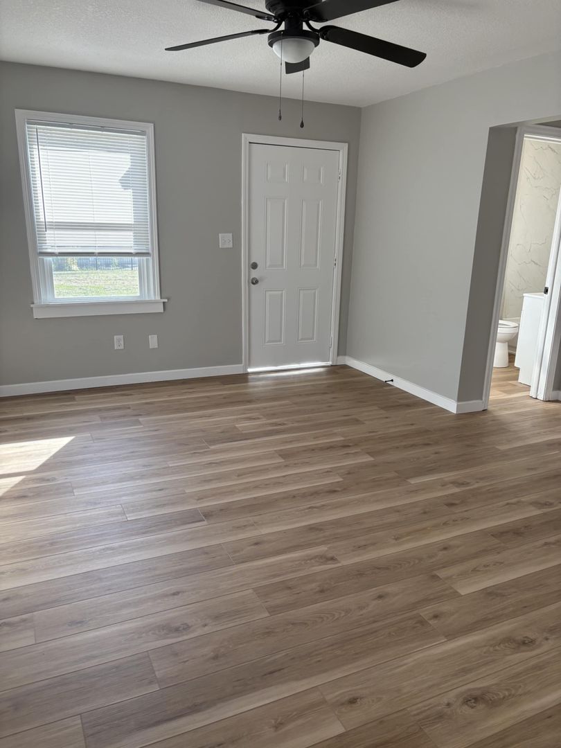 Wichita Apartment: 2642 N Grove