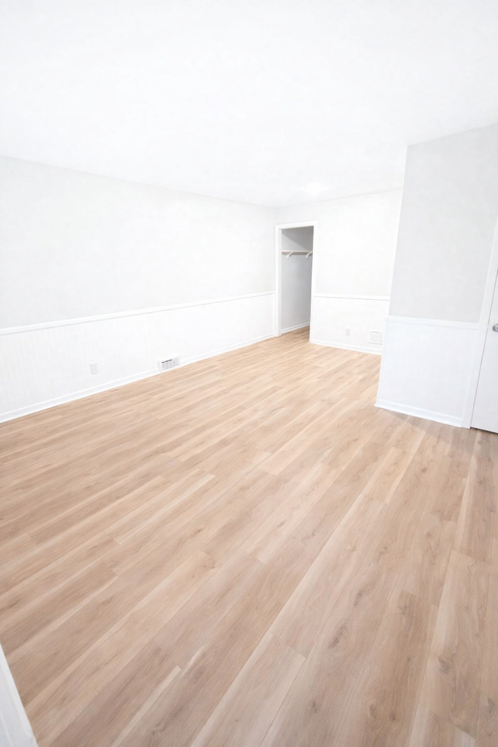 Wichita Apartment: 1622-1624-1626-1628 N Hillside St