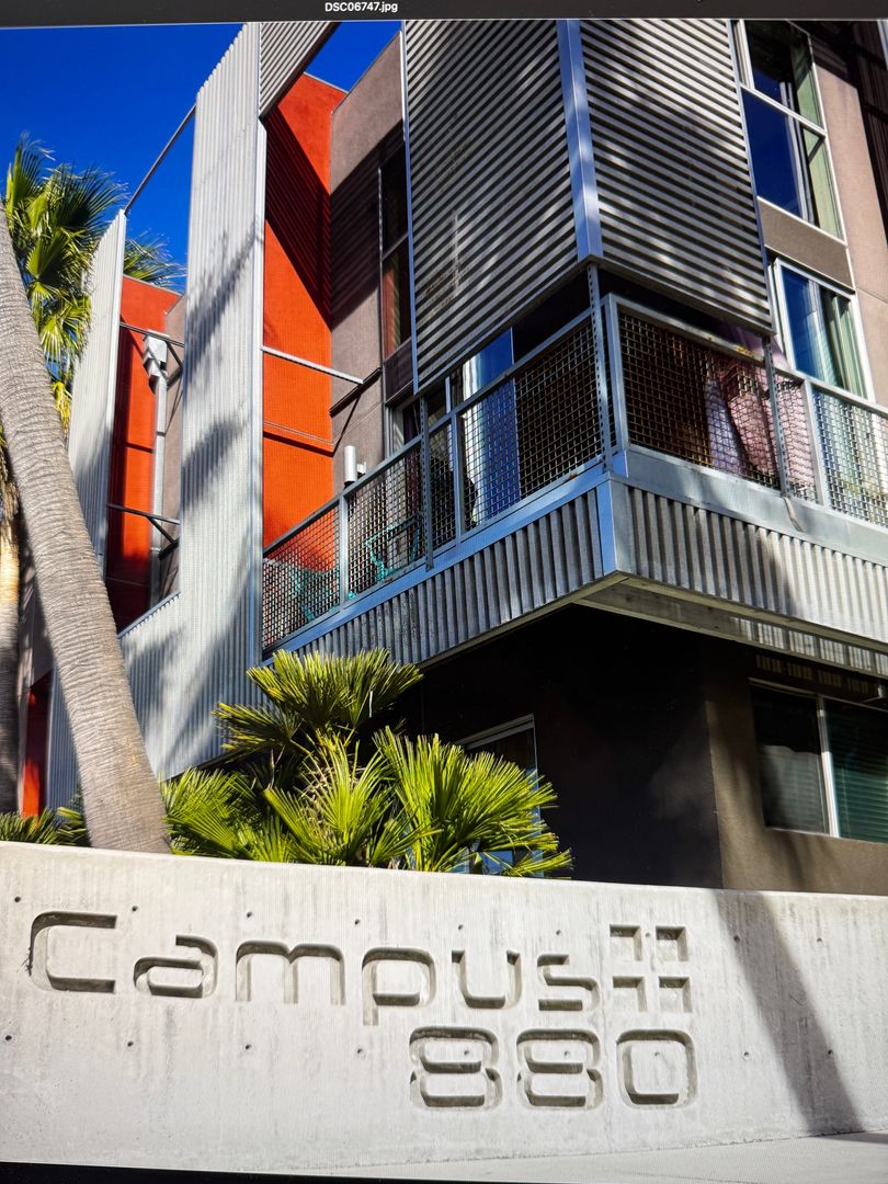 Isla Vista Apartment: 840/850 Camino Del Sur