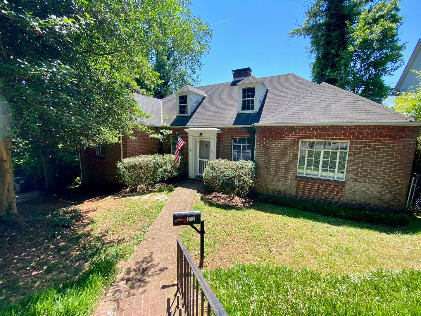 Charlottesville House: 812 Cabell Avenue
