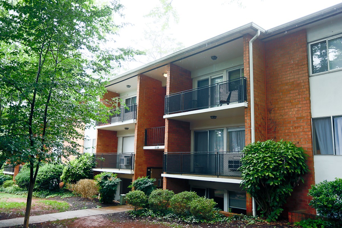 1800 Jefferson Park Ave 13, Charlottesville, VA 22903