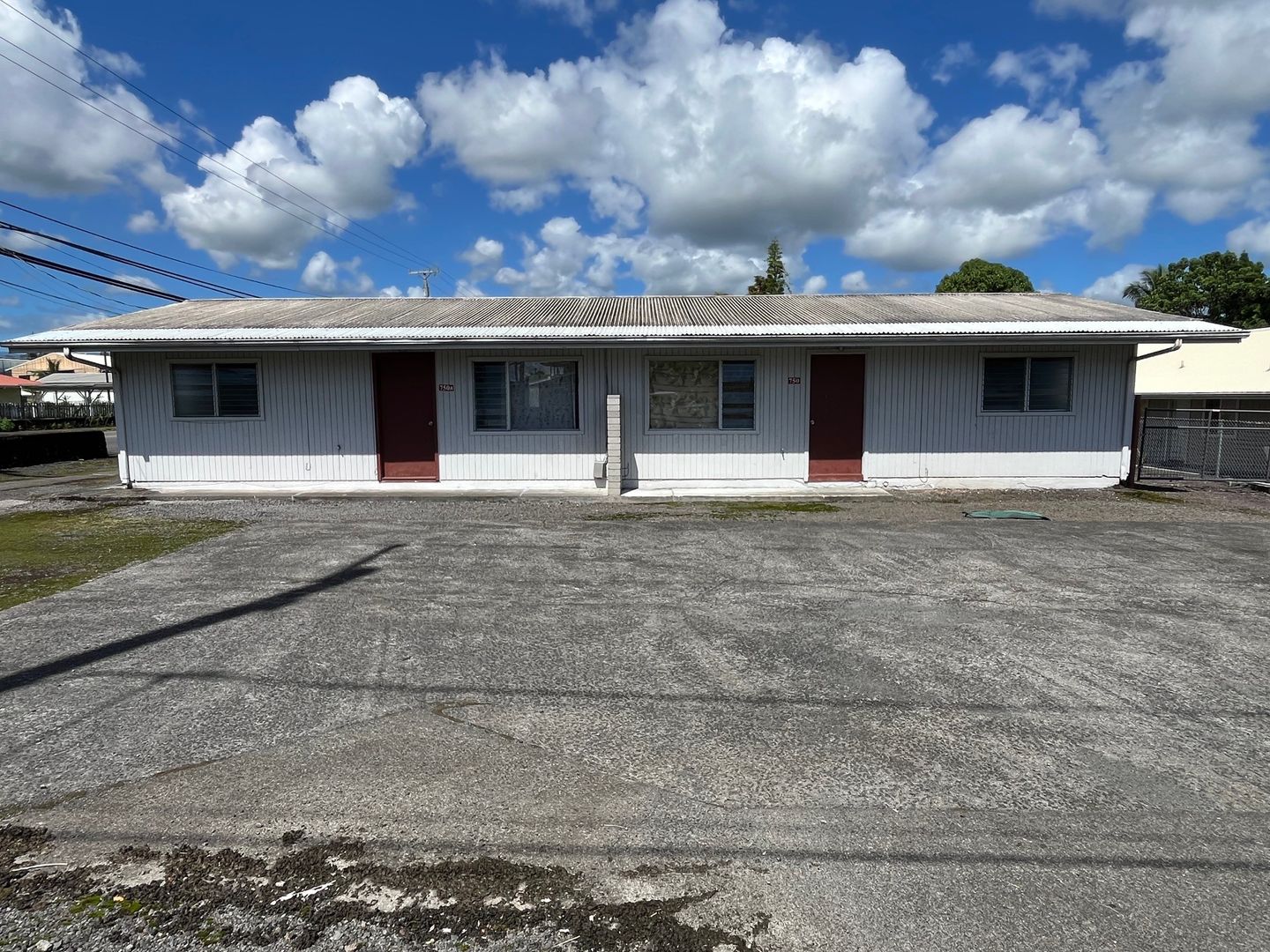 Hilo Apartment: 750 A Manono Street