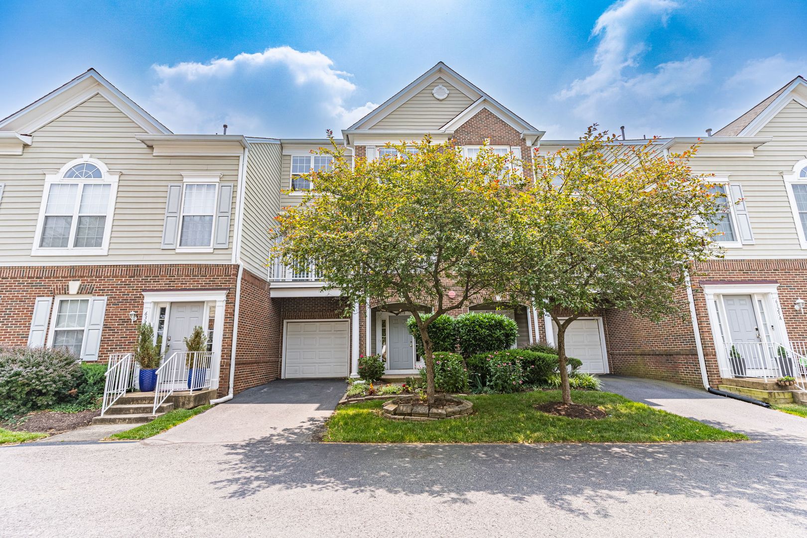 Alexandria House: 6321 Eagle Ridge Lane