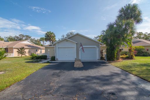 Sixty Oaks - Beautifully Remodeled Patio Home – photo 1