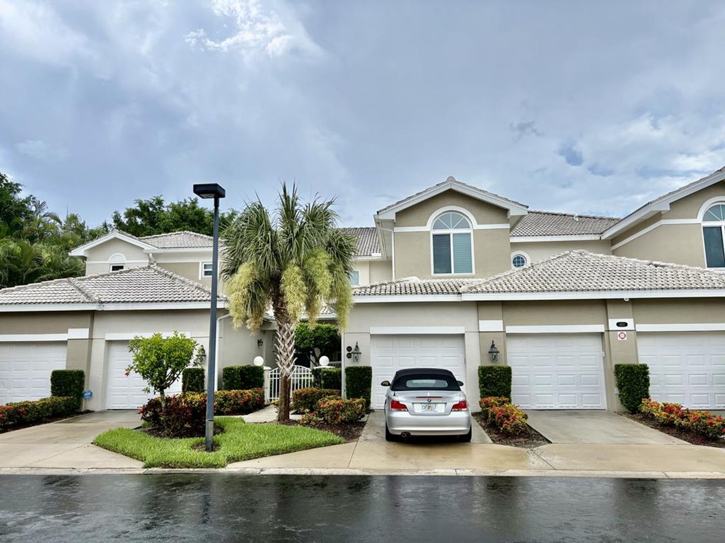 Naples Townhome: 4610 Hawks Nest #202