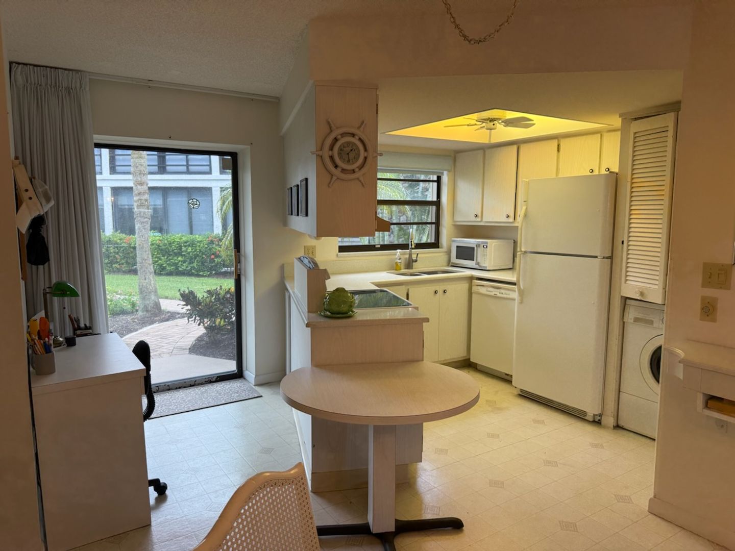 Marco Island Condo: 900 Huron Court #A1