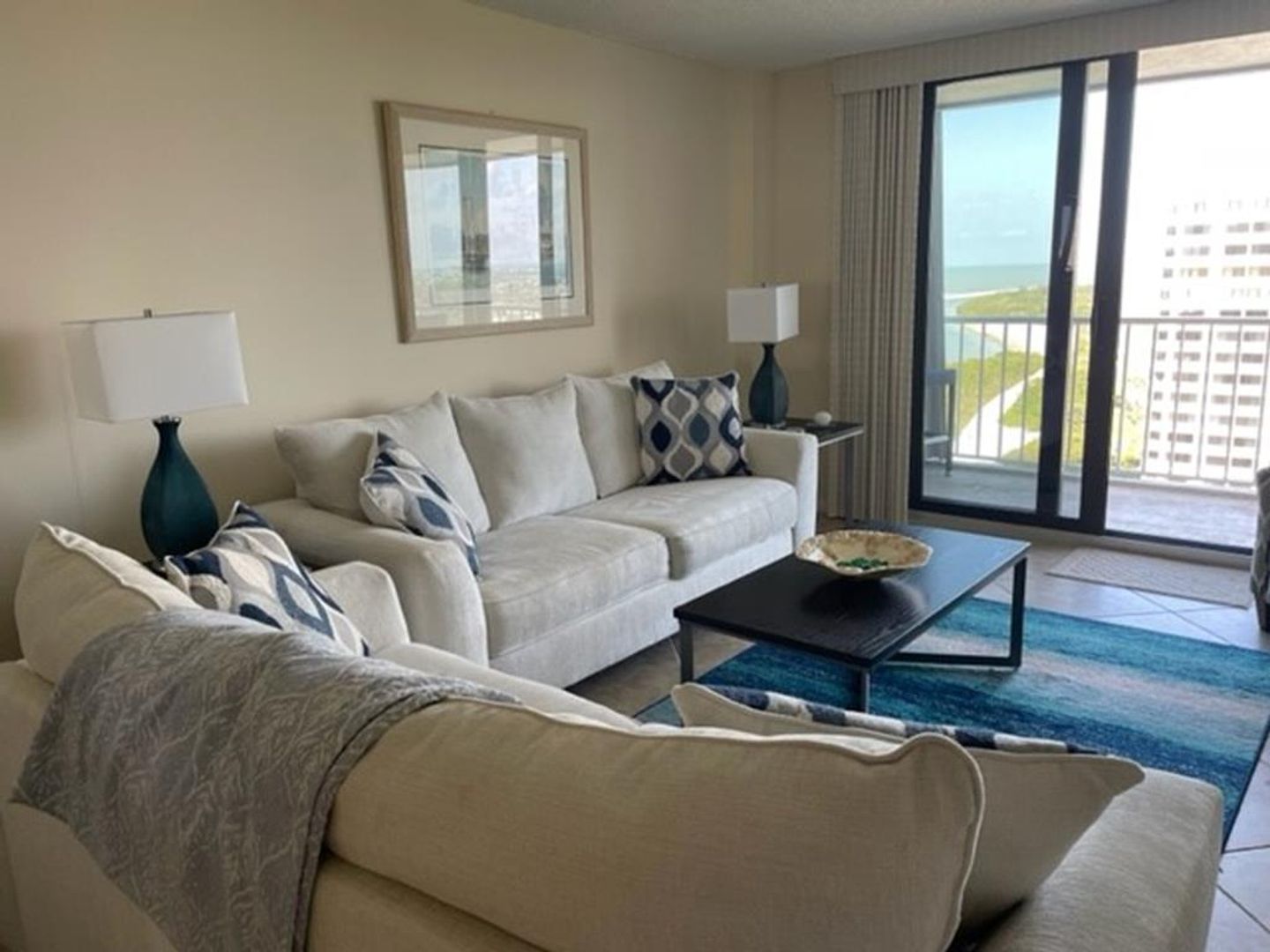 Marco Island House: 320 Seaview Ct #1710