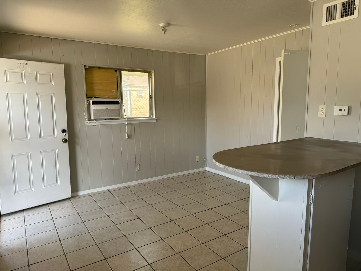 Killeen Apartment: 1702 N. 8th St