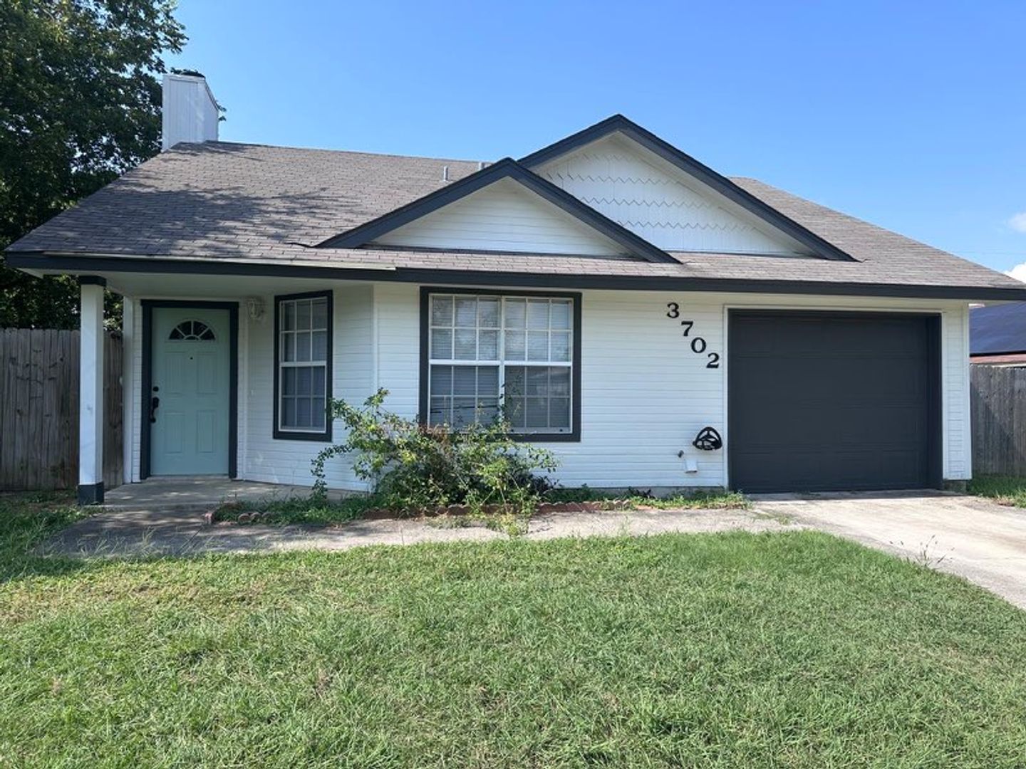 Killeen House: 3702 Daniels Drive