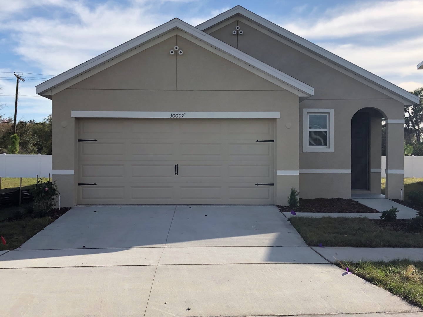 Ruskin House: 10007 Merry Fawn CT