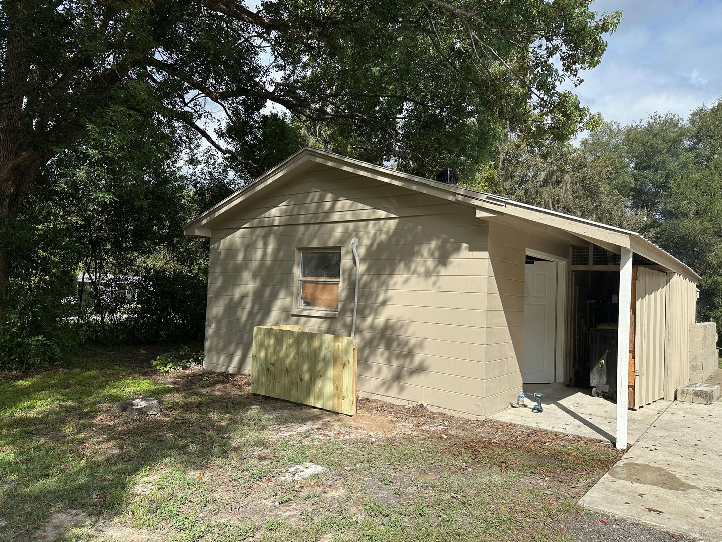 Hernando Apartment: 6847 N Charles Terrace