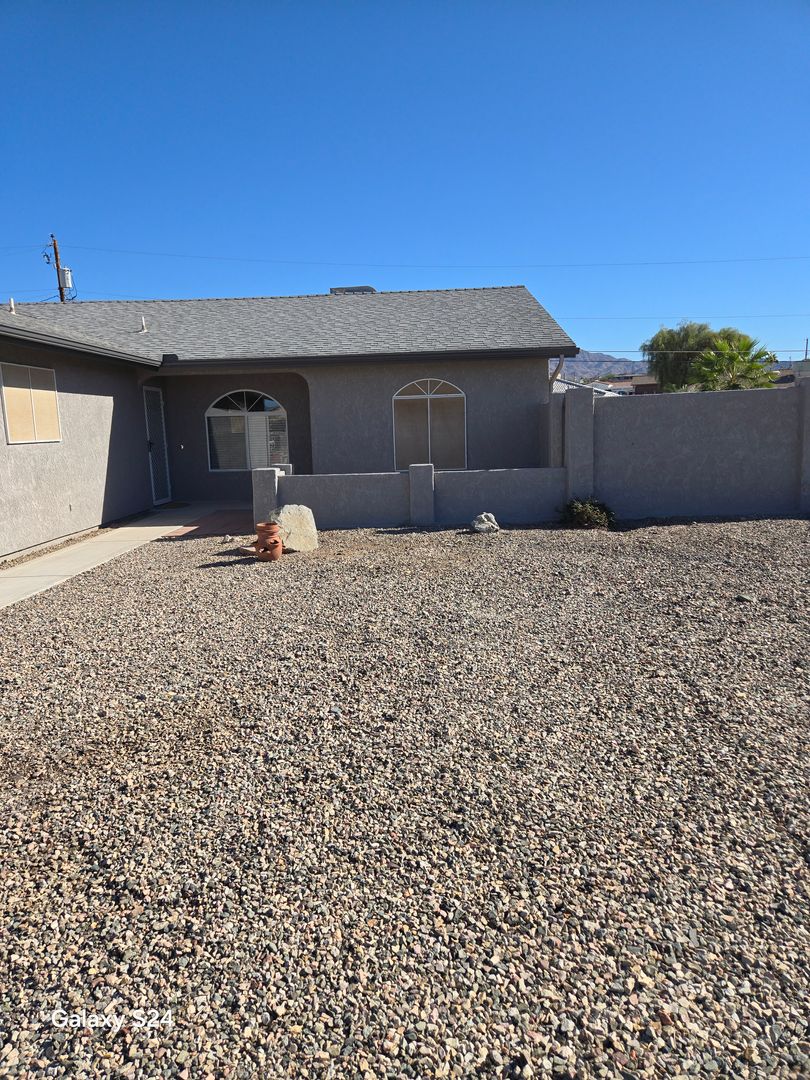 Lake Havasu City House: 640 Foothill Dr.