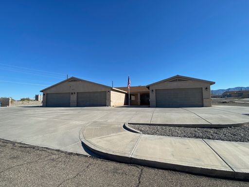 COMING SOON! TriPlex 2 Bed 2 Bath w/Courtyard – photo 1