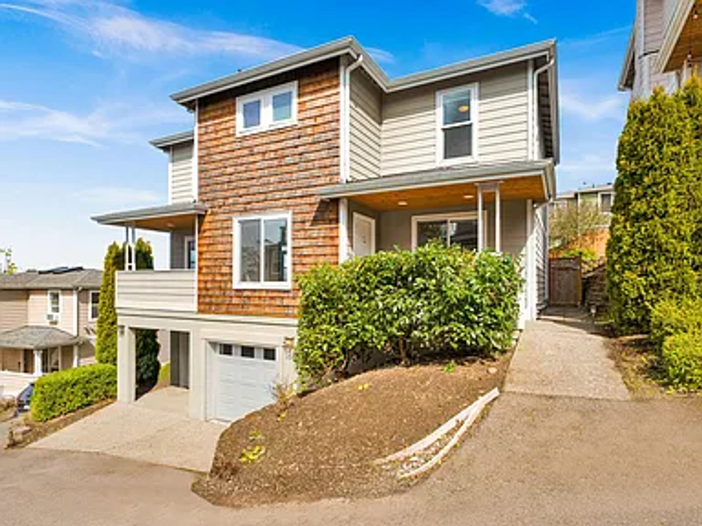 Seattle House: 1856 S Brandon Pl