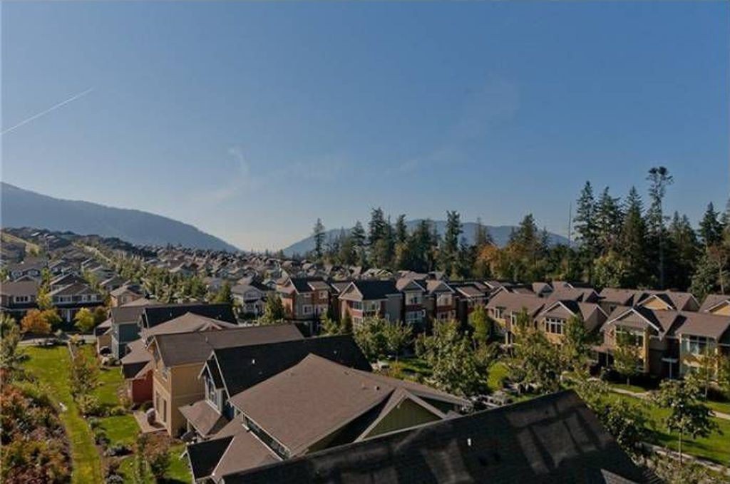 Issaquah Condo: 1840 25th Ave NE #402
