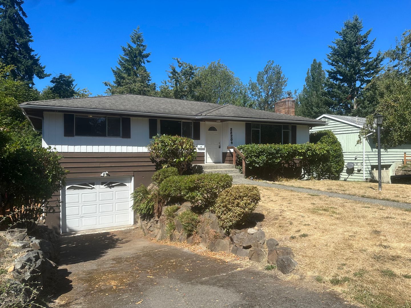 Mountlake Terrace House: 22204 53rd Ave W