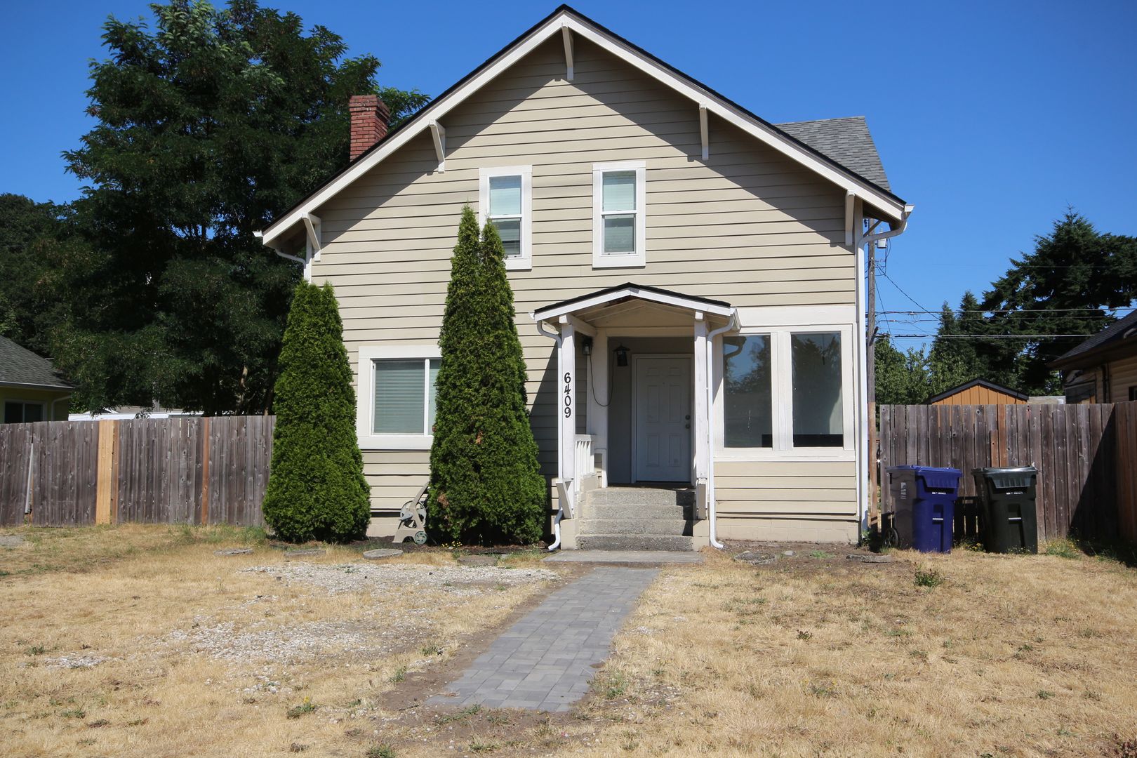 Tacoma Apartment: 6409 S Mullen St