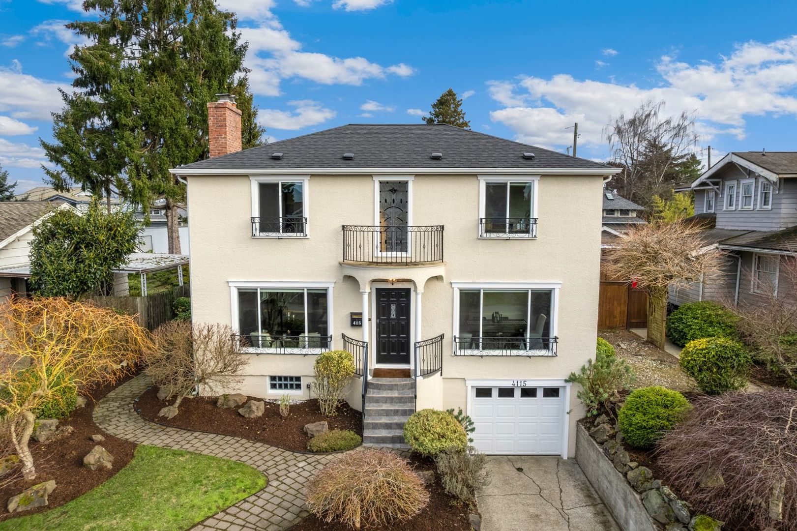 Tacoma House: 4115 N Stevens St