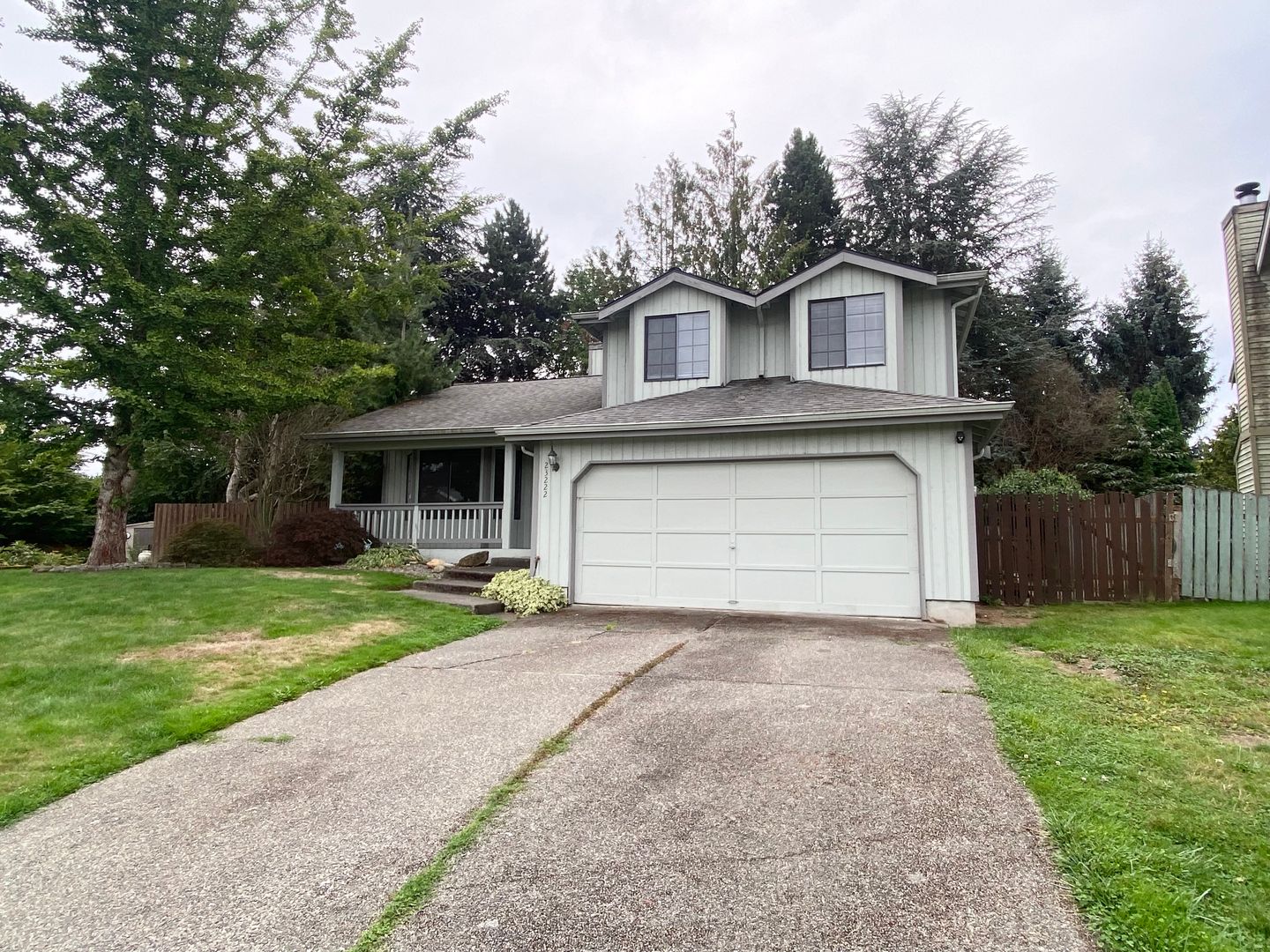 Kent House: 23222 112th Pl SE