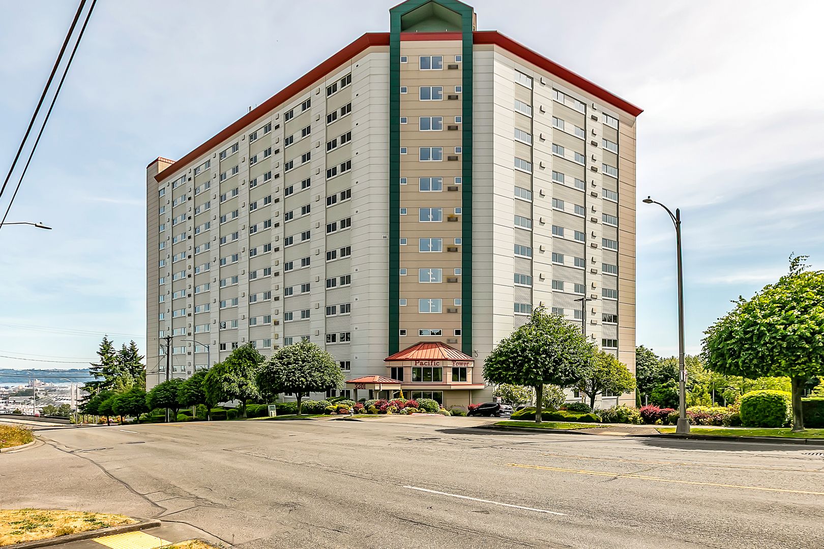 Tacoma House: 3201 Pacific Ave Unit 301