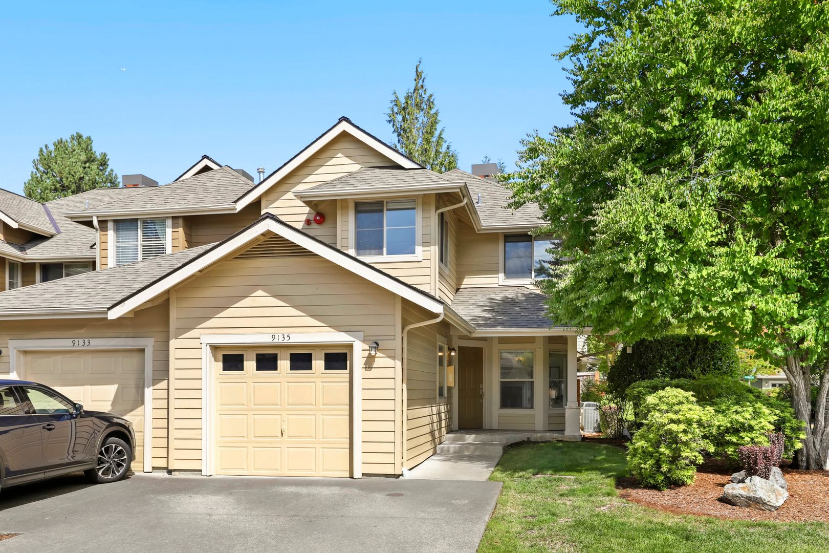 Redmond House: 9135 161st Pl NE