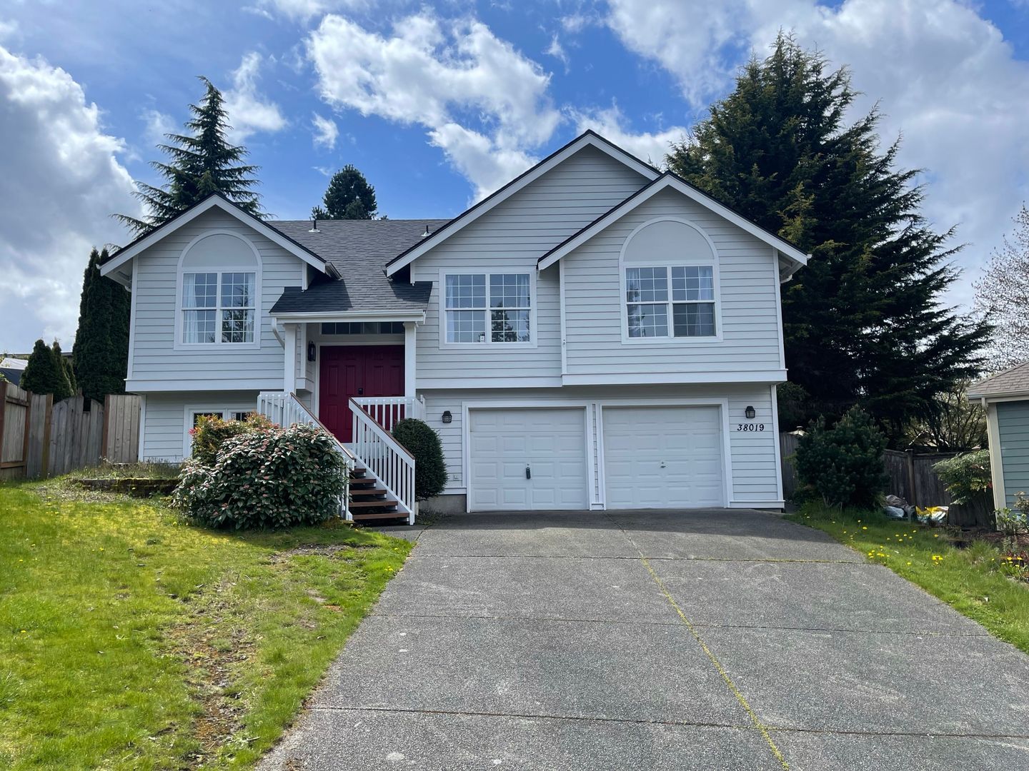 Federal Way House: 38019 24th Ct S