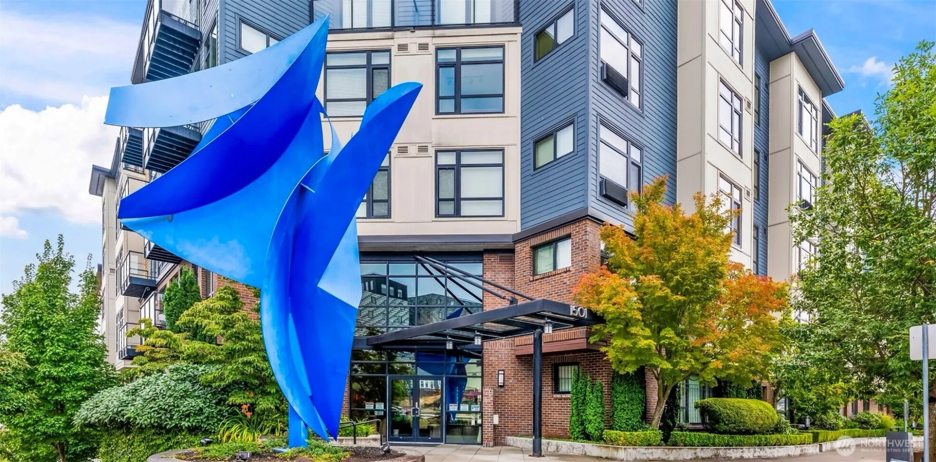 Tacoma Condo: 1501 Tacoma Ave S