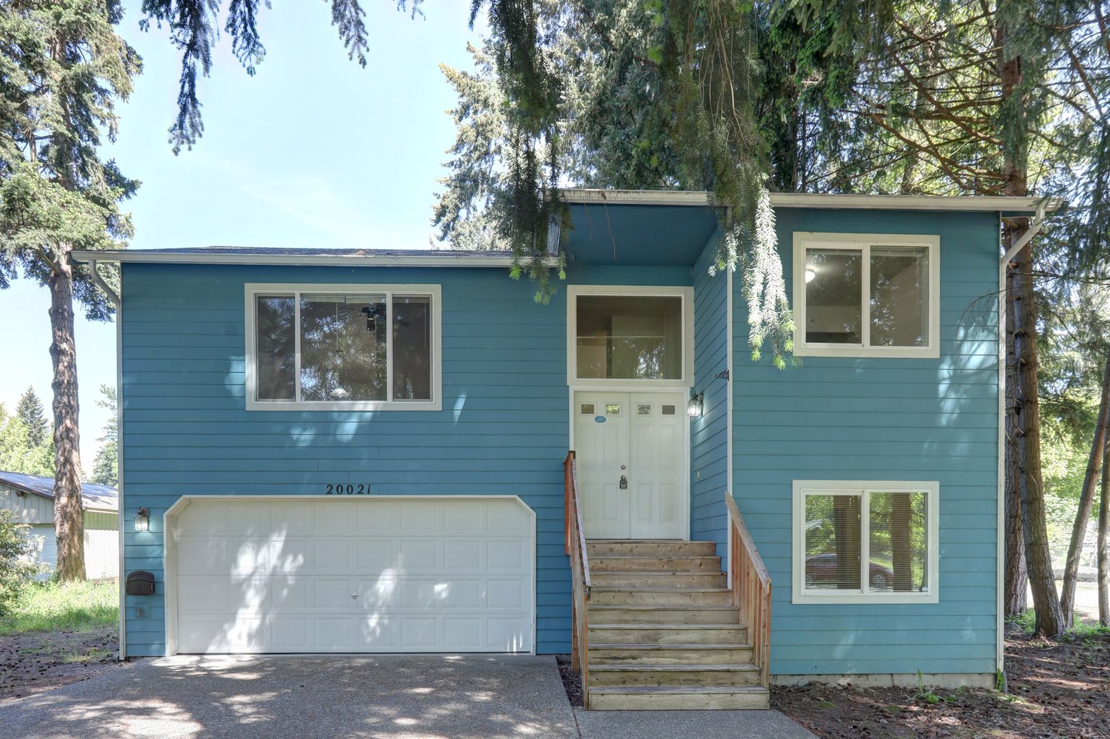 Bonney Lake House: 20021 117th St E