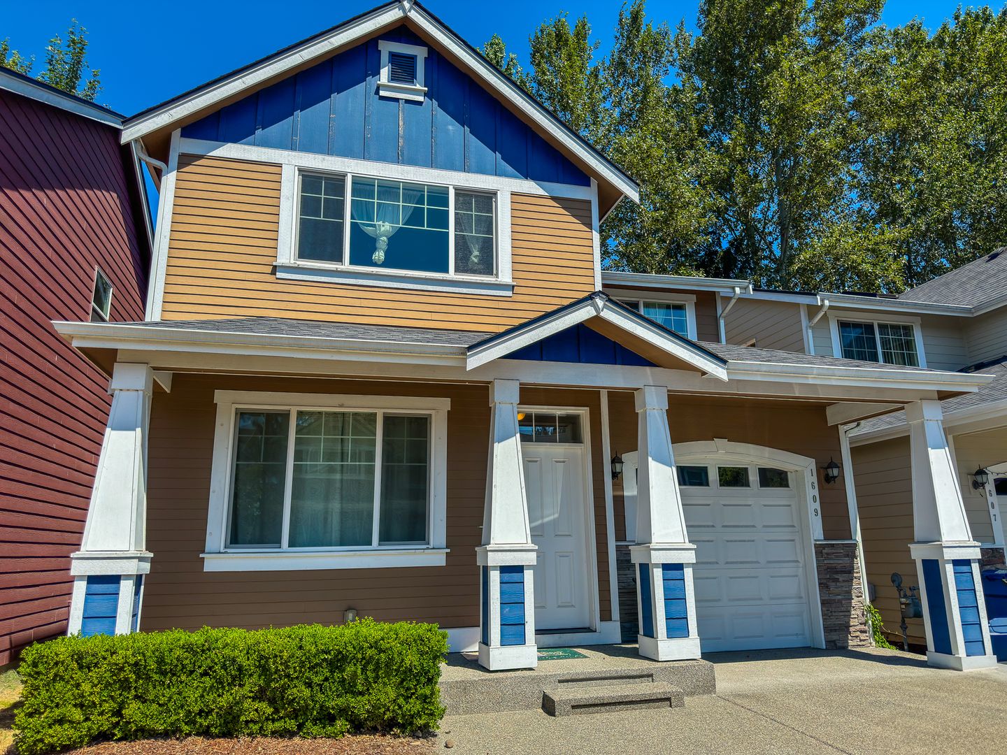 Kent House: 1609 W Smith Ct