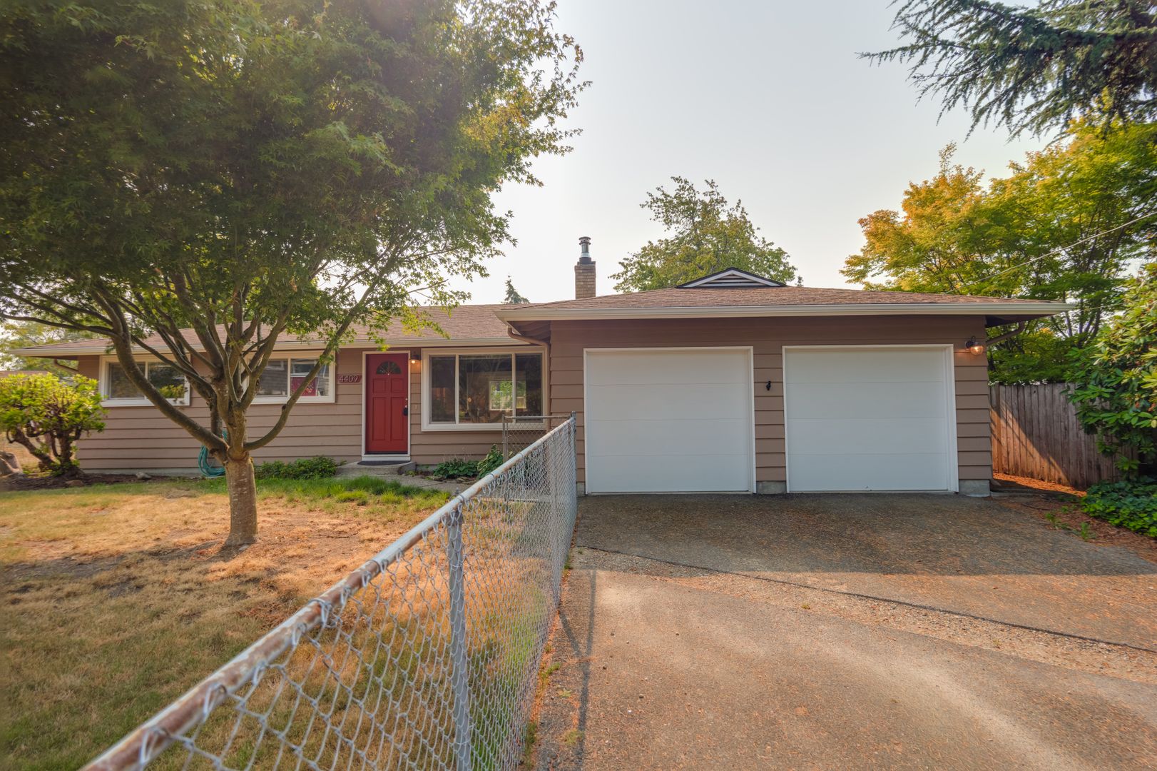 Auburn House: 4409 S 292nd St