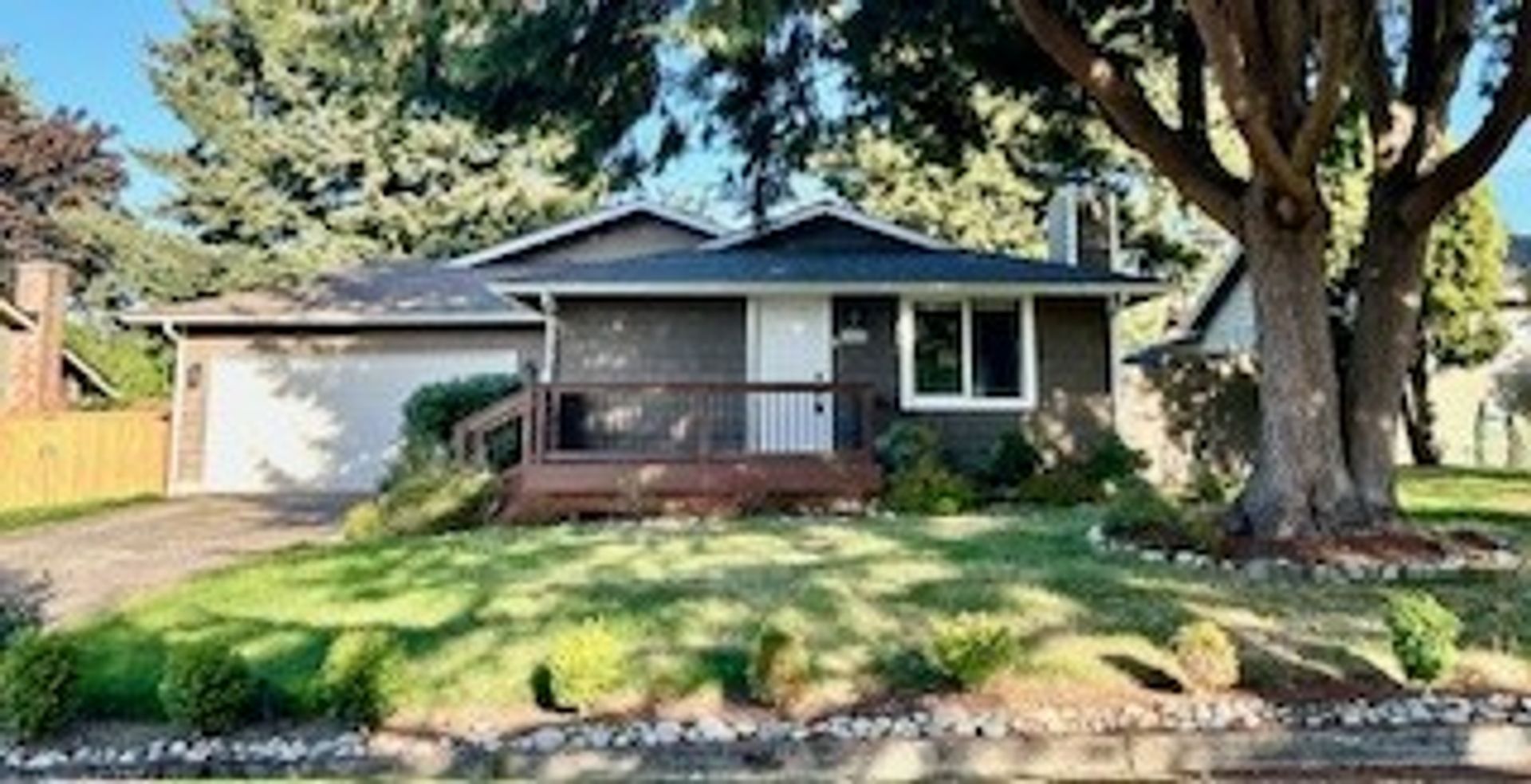 Newcastle House: 7224 122nd Ave SE
