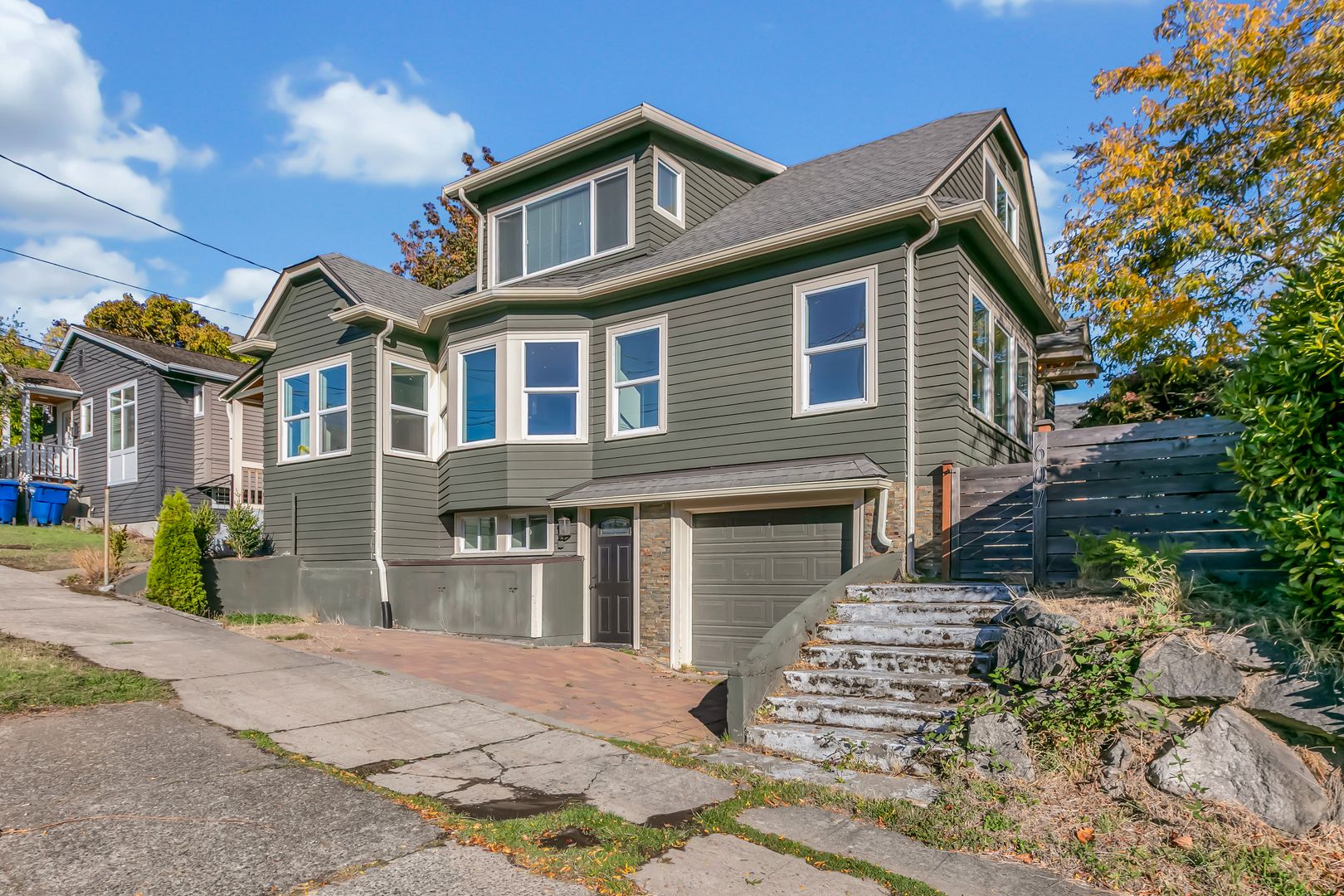 Seattle House: 601 23rd Ave E