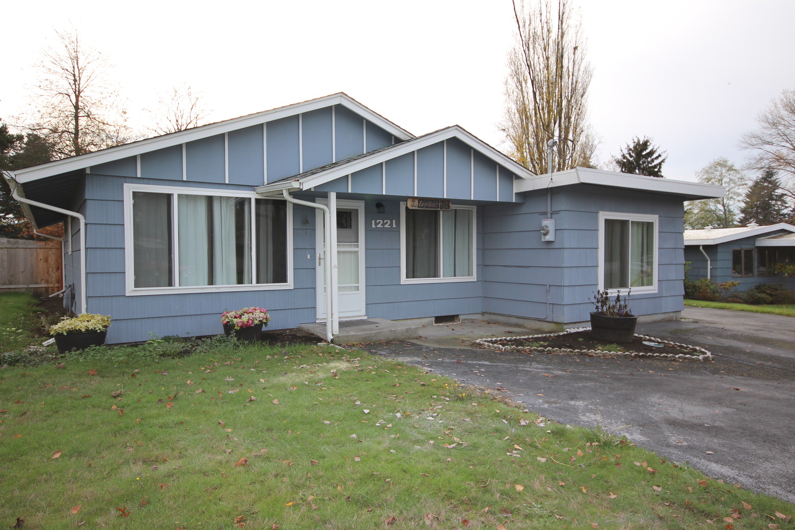 Federal Way House: 1221 S 315th St