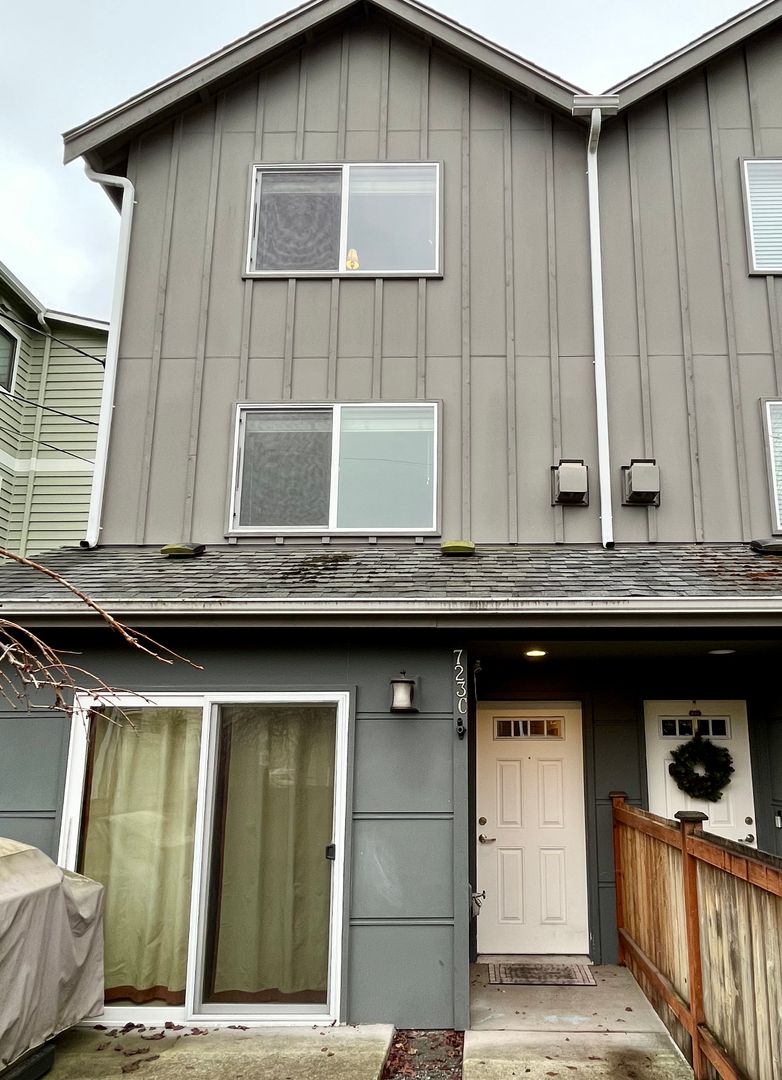 Seattle Townhome: 723 N 94th St