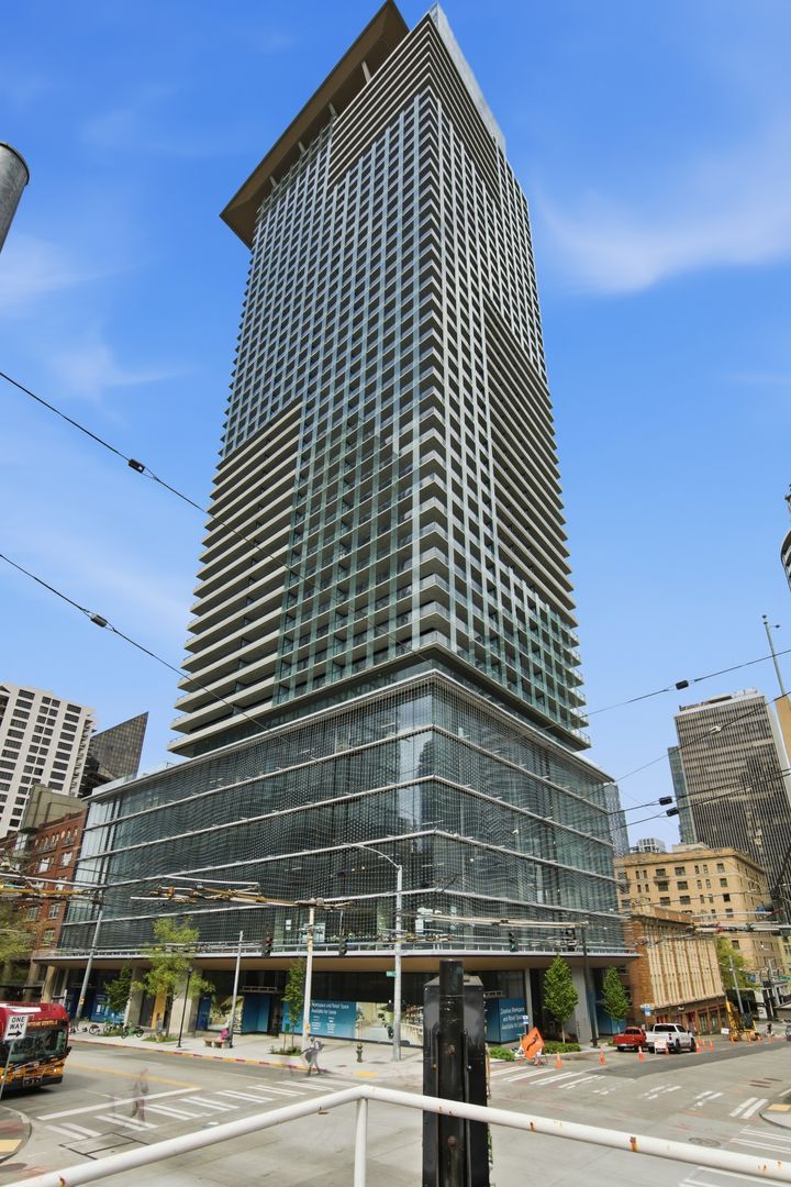 Seattle Condo: 300 Virginia St
