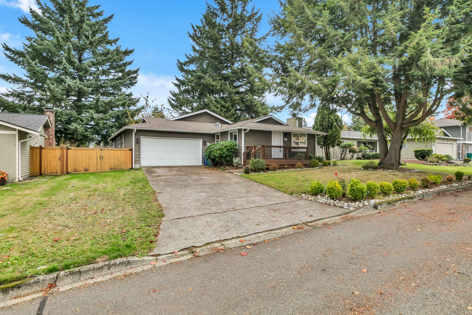 Newcastle House: 7224 122nd Ave SE