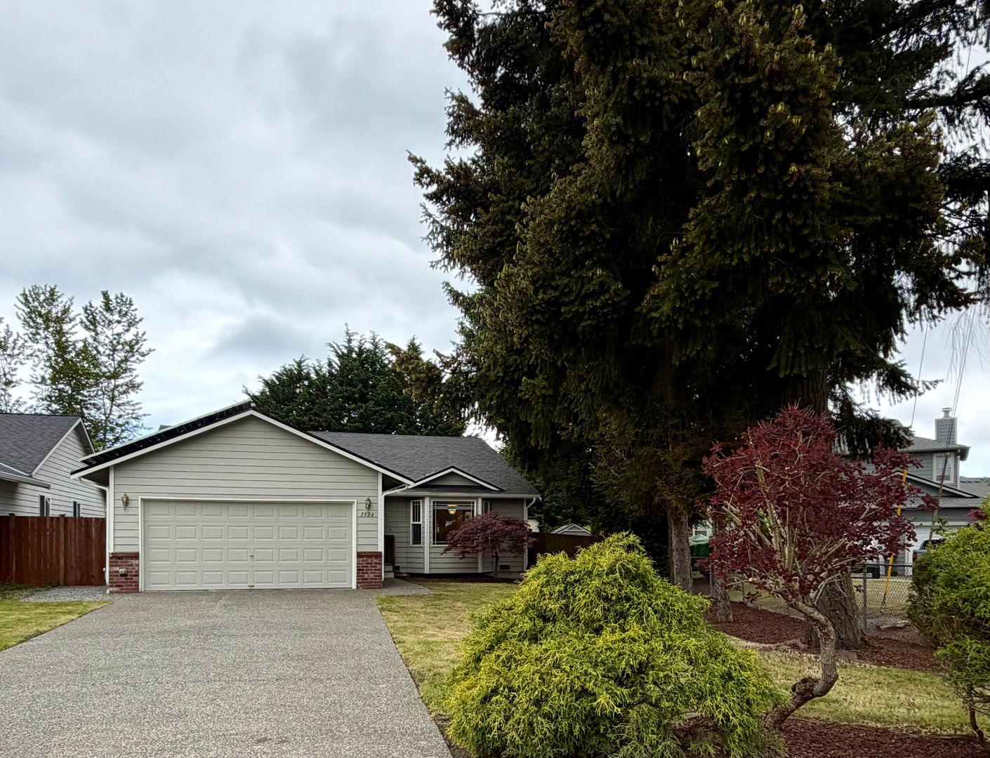 Lynnwood House: 3924 135th St SW