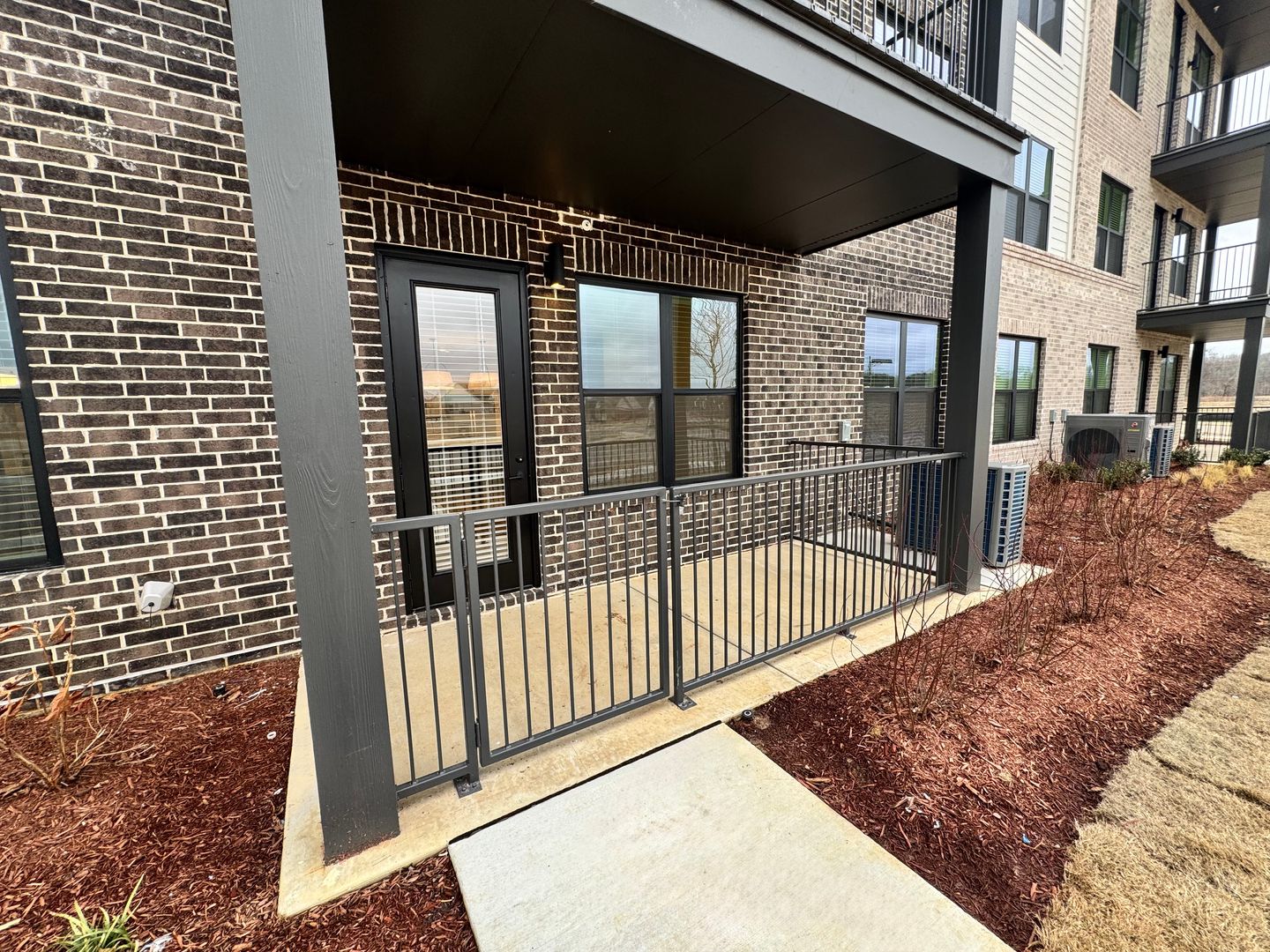 Nesbit Apartment: 815 Bolivar Drive