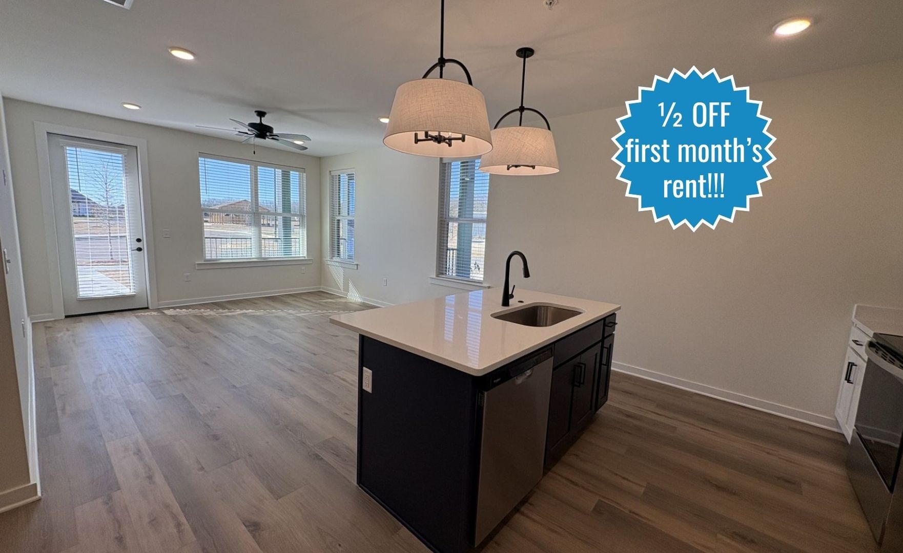 Nesbit Apartment: 815 Bolivar Drive