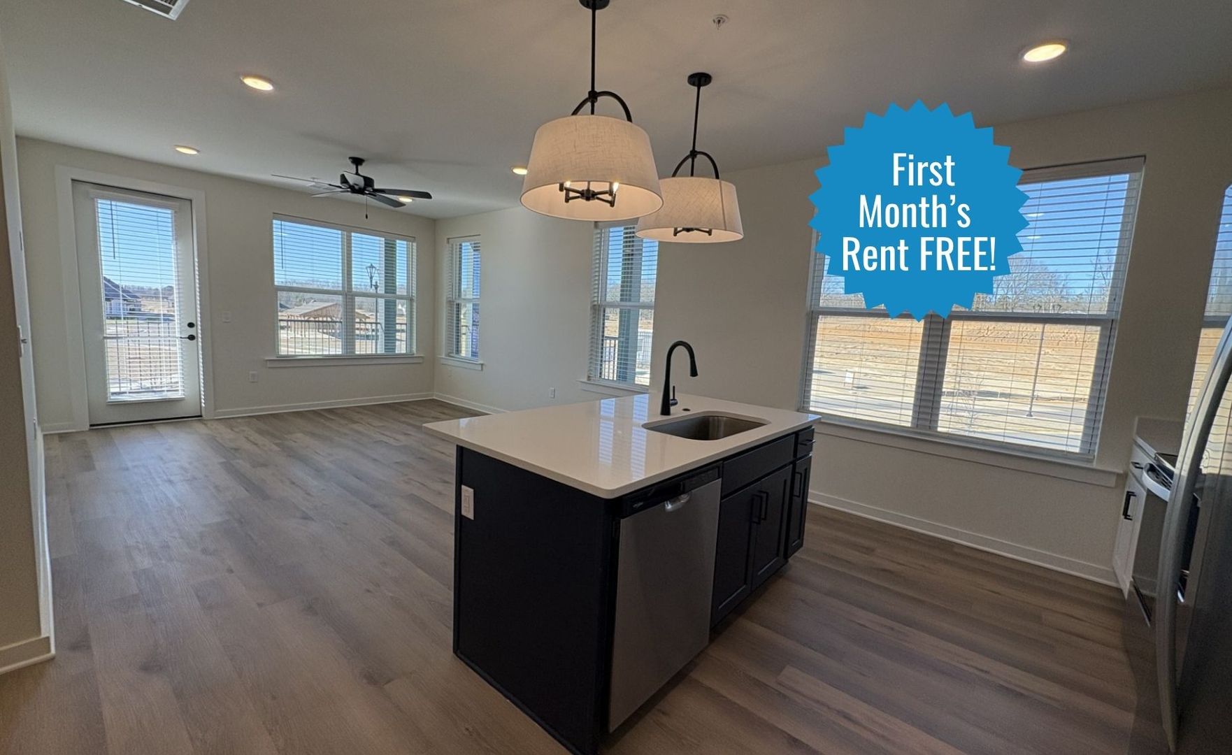 Nesbit Apartment: 815 Bolivar Drive