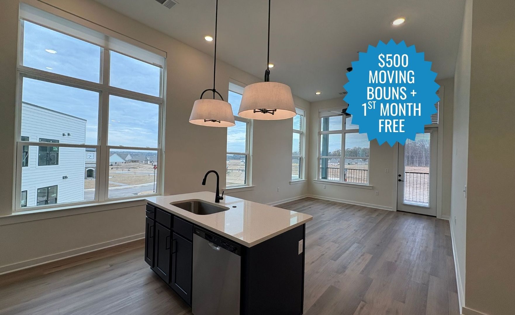 Nesbit Apartment: 865 Bolivar Drive