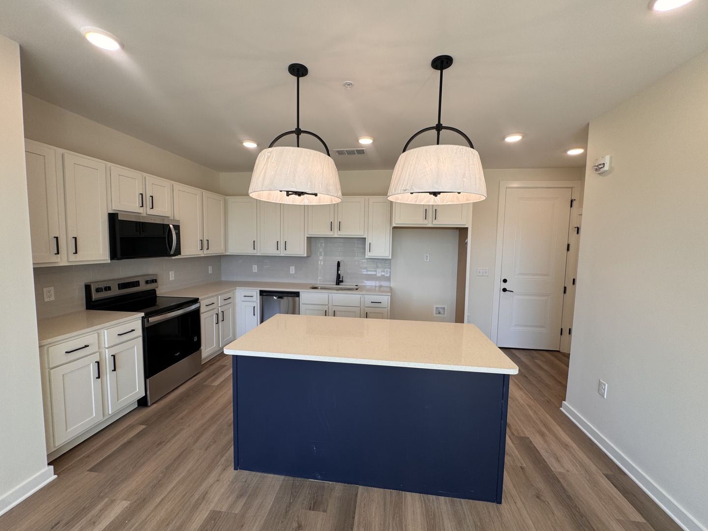 Nesbit Apartment: 885 Tunica Trails