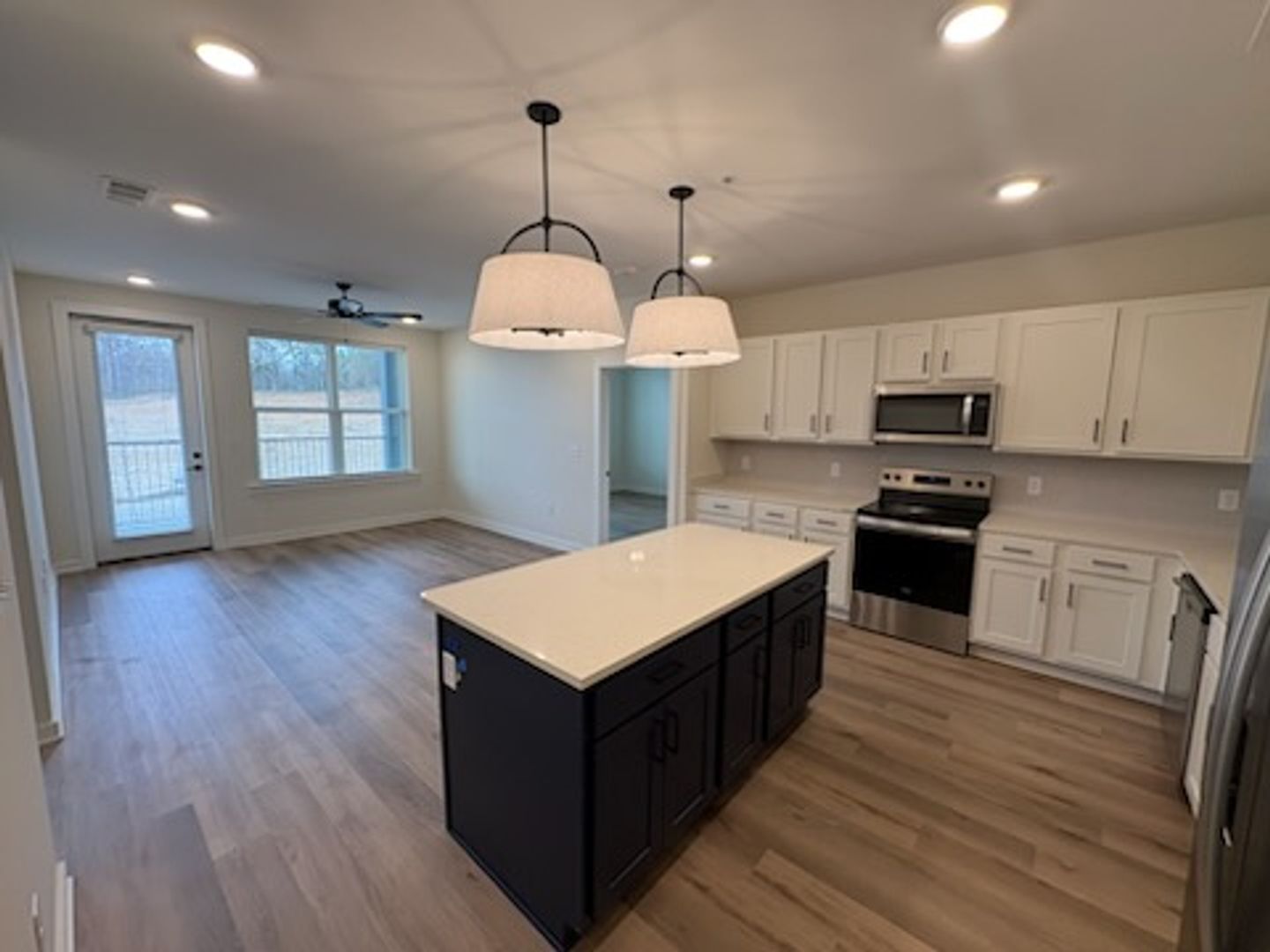 Nesbit Apartment: 865 Bolivar Drive