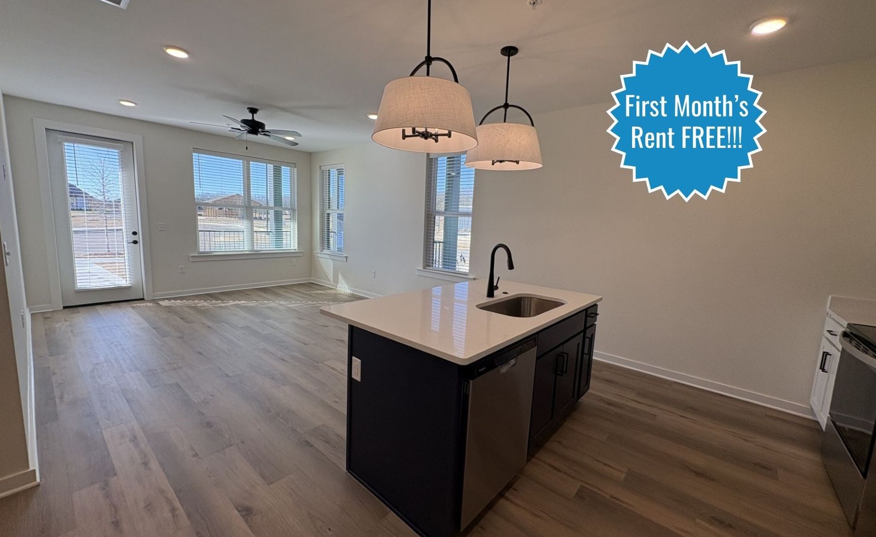 Nesbit Apartment: 815 Bolivar Drive