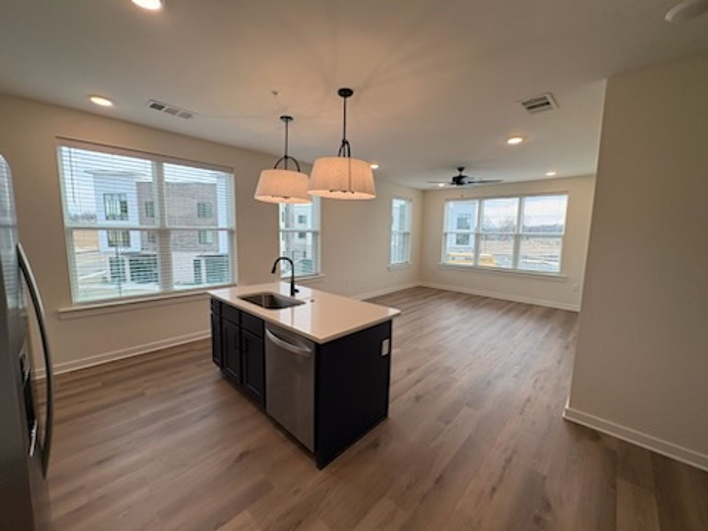 Nesbit Apartment: 865 Bolivar Drive