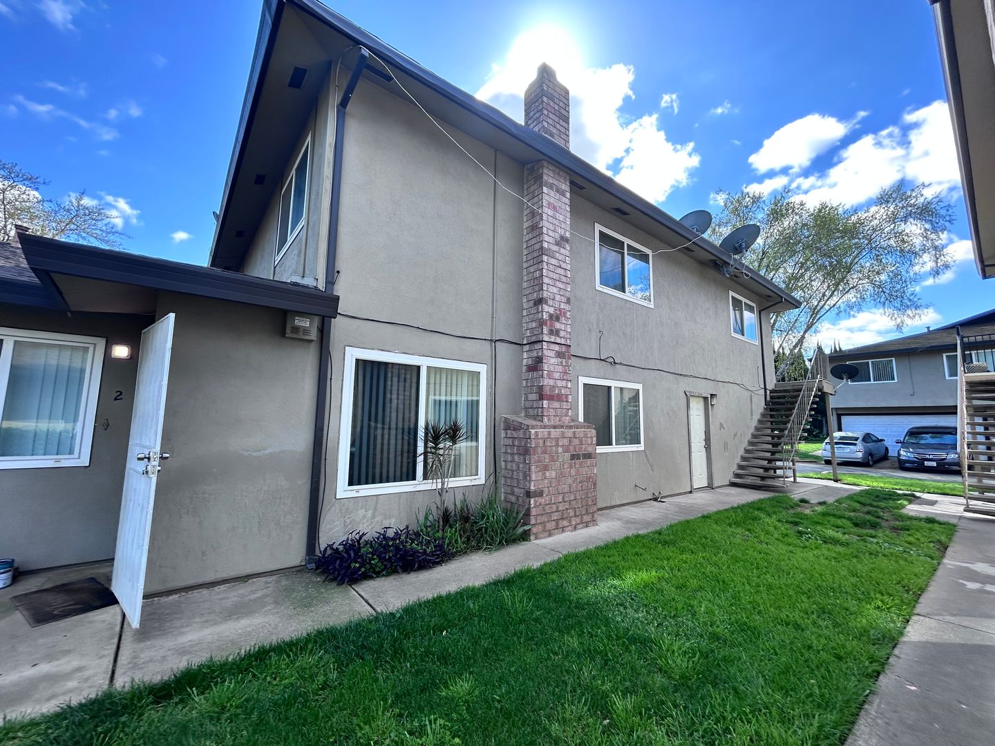 Sacramento Apartment: 2915 Norcade Circle