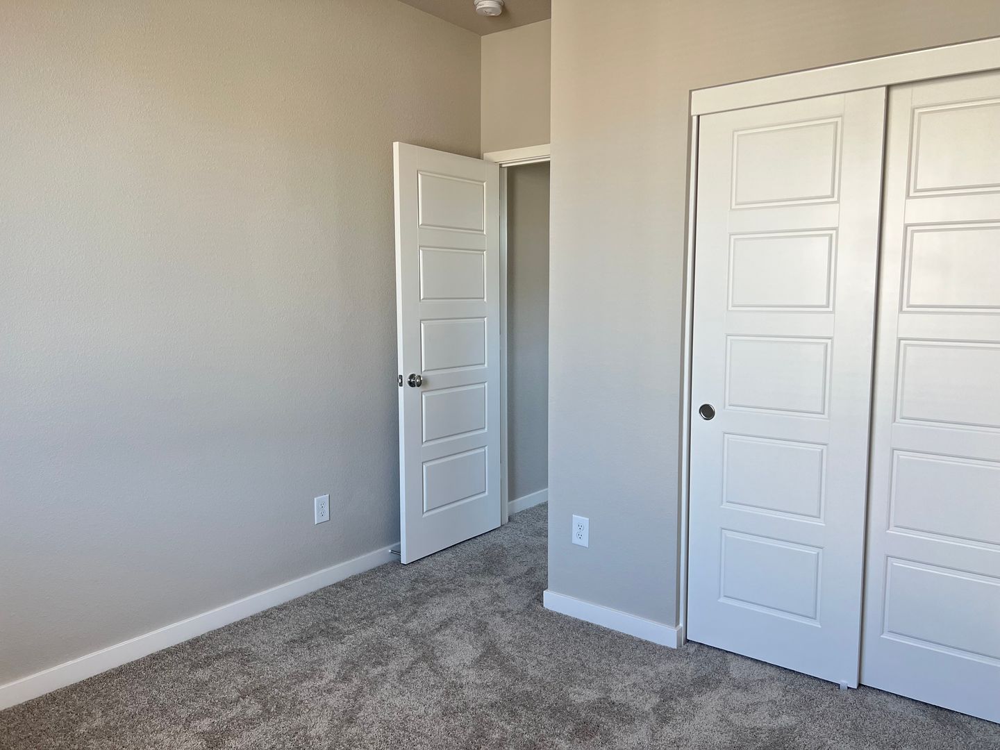 12073 Le Blanc Way, Rancho Cordova, CA 95742