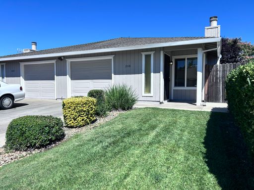 Three Bedroom Two Bathroom Duplex in Rancho Cordova – photo 1