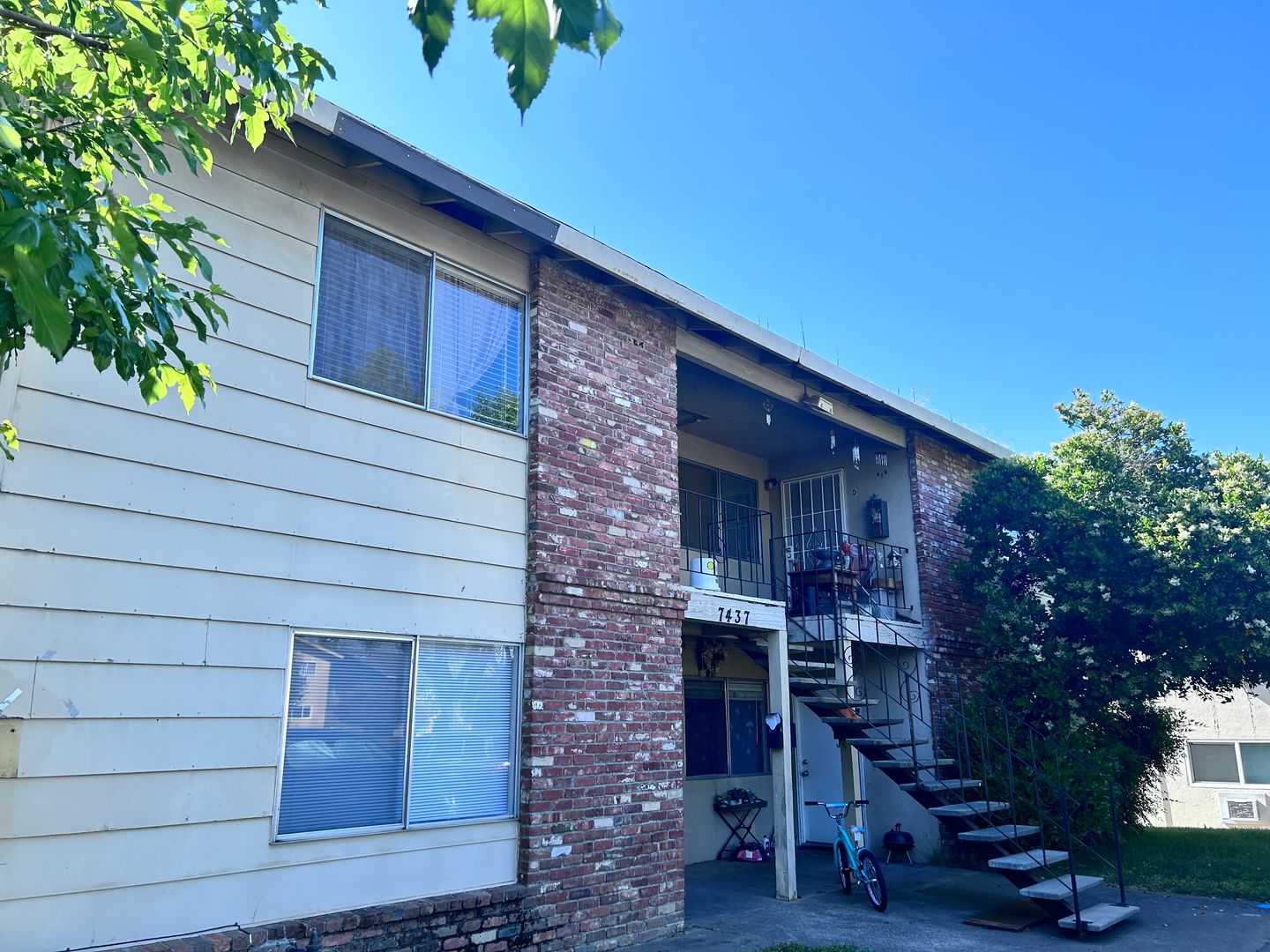 Citrus Heights Apartment: 7437 Tiara Way