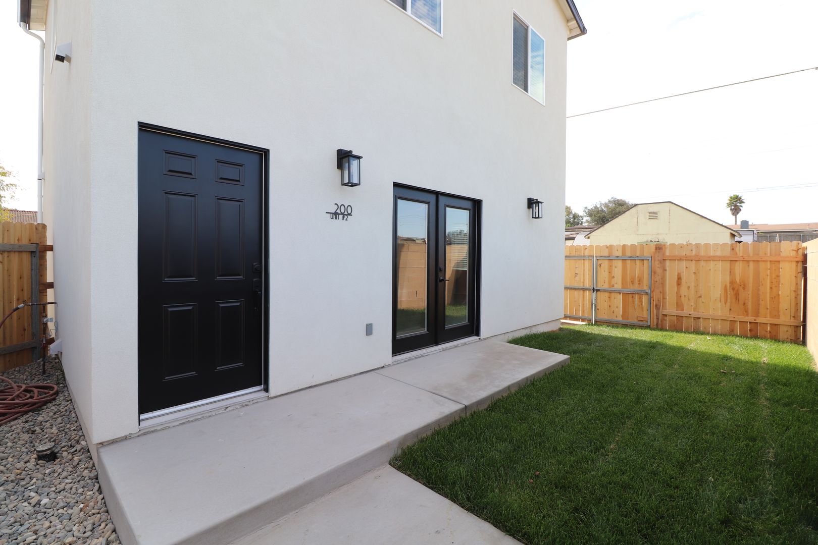 Santa Maria Apartment: 200 Siler Ln
